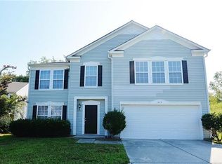 1815 Hansbury Dr, Charlotte, NC 28216