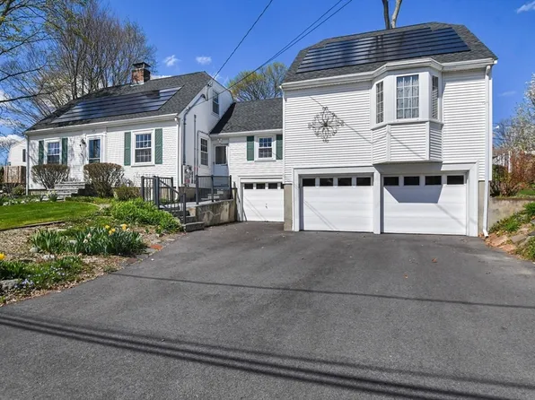 26 Farnum Rd, Waltham, MA 02453