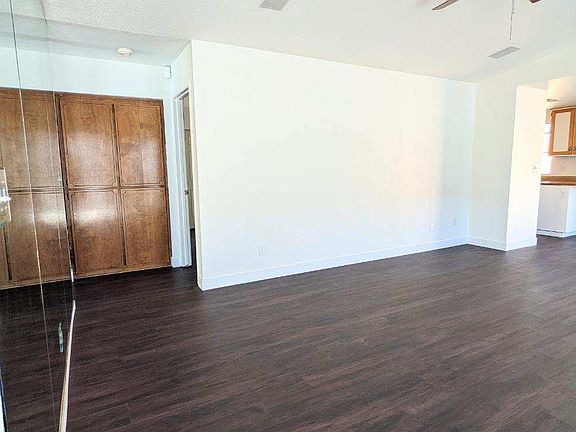 2nd image of 485 Allisha Ln