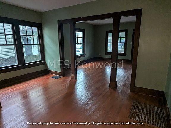 2nd image of 235 Kenwood Ave #235