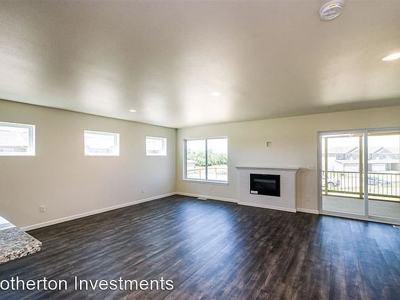 5th image of 1250 Ronald Way