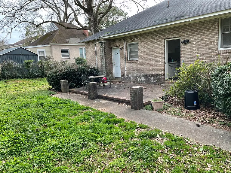 963 Laurel Ave — Photo 18