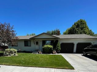 1121 Country Rd, Idaho Falls, ID 83402