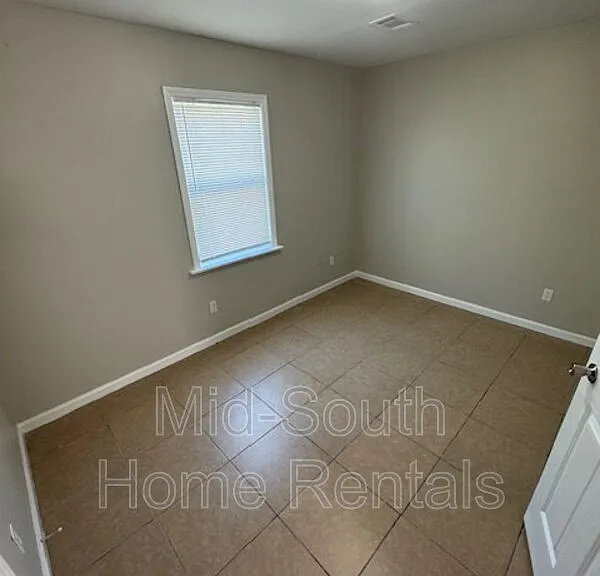 1825 Castalia St #3 — Photo 6