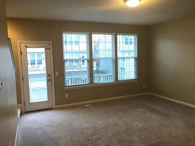 13975 Wimbleton Way — Photo 7