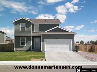 4855 Rabbitbrush Dr, Bar Nunn, WY 82601