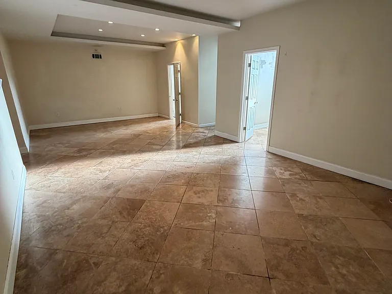 108 Richmond St #1 — Photo 9