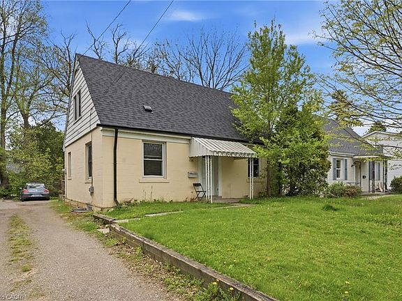 2nd image of 139 Dalewood Ave