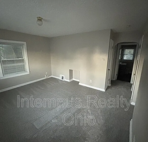 692 S Wheatland Ave — Photo 14