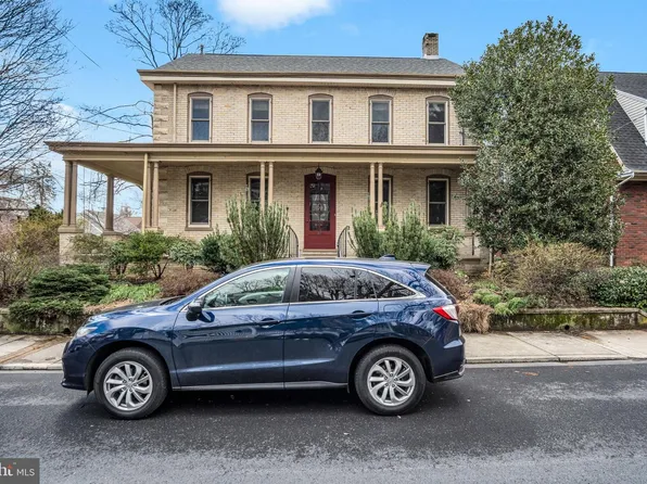 226 Walnut St, Carlisle, PA 17013