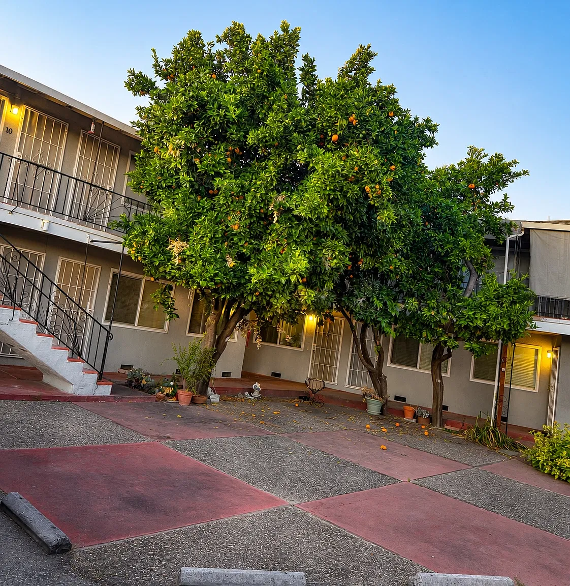 1 bed, 700 sqft, $2,720 — Photo 3