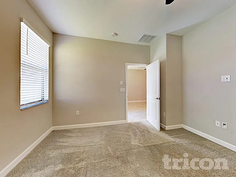 9735 Ivory Dr — Photo 37