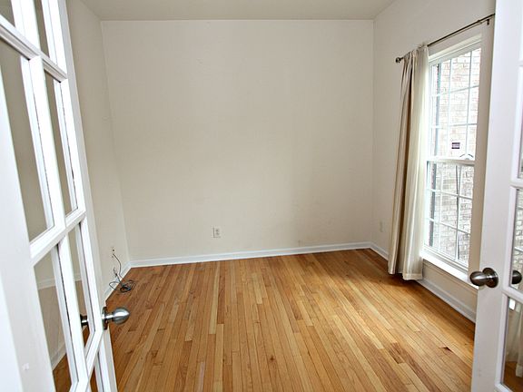2nd image of 2142 Southridge Dr
