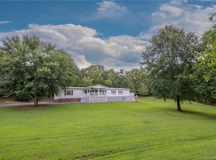 1421 Old Henrietta Rd, Forest City, NC 28043