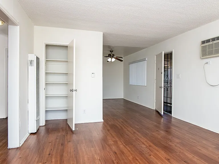 1256 Boynton St — Photo 10