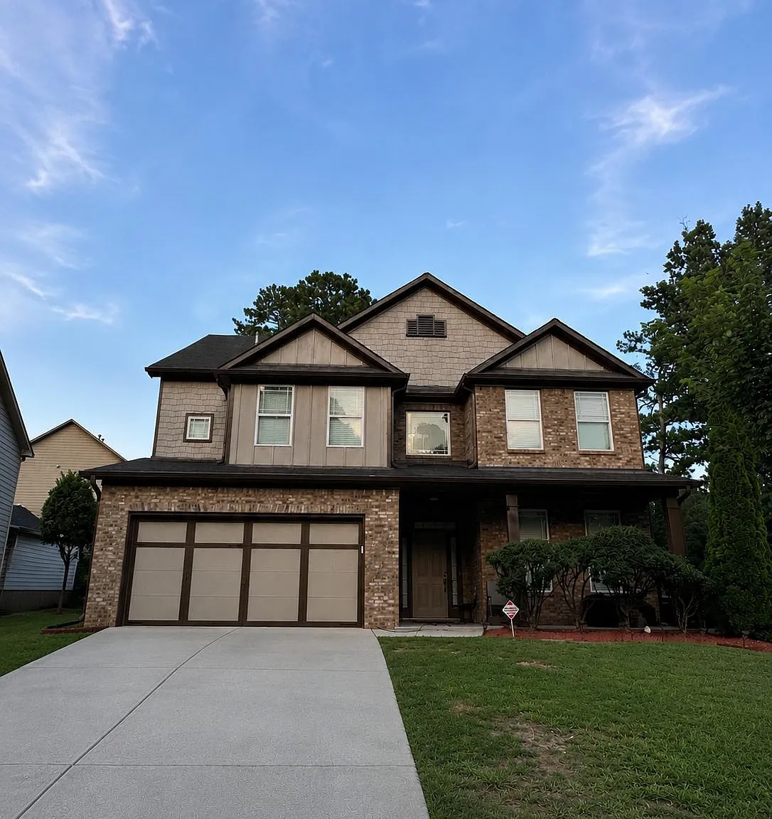 6 bed, 3800 sqft, $3,750 — Photo 1