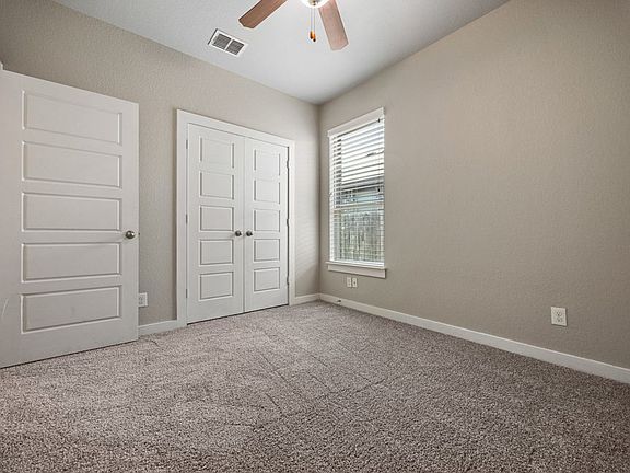 4th image of 545 Creekside Frst