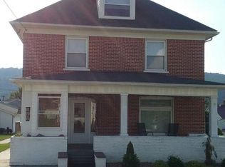 917 Hickory St, Roaring Spring, PA 16673