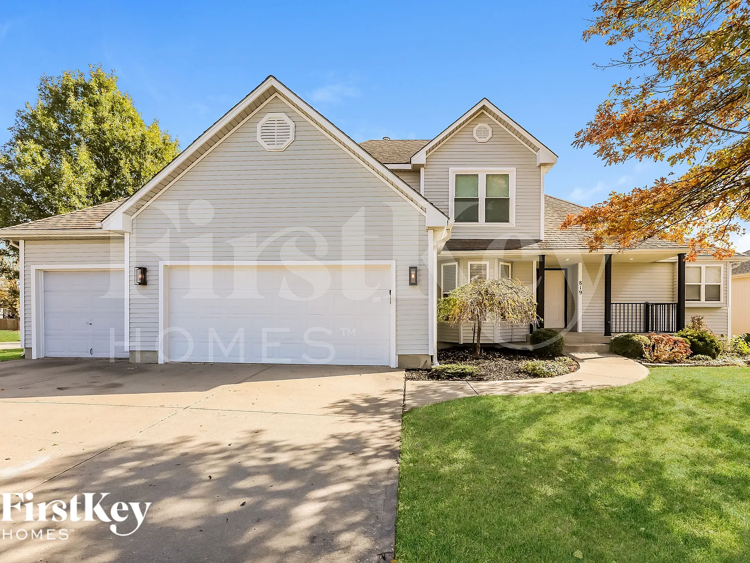 4 bed, 3.5 bath, 2084 sqft, $3,085 — Photo 1