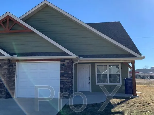 612 Easton Dr APT B, Webb City, MO 64870
