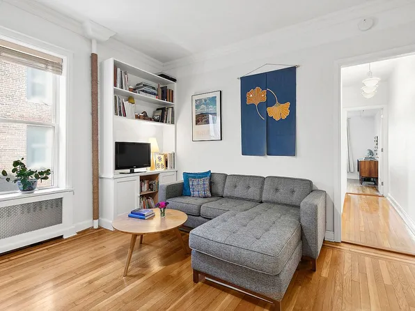 231 Park Pl APT 23, Brooklyn, NY 11238