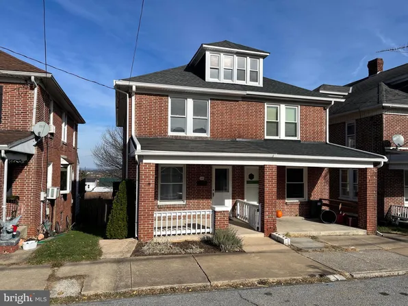 105 S Pine St, Red Lion, PA 17356