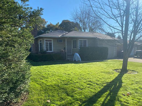 2nd image of 4072 Esperanza Dr