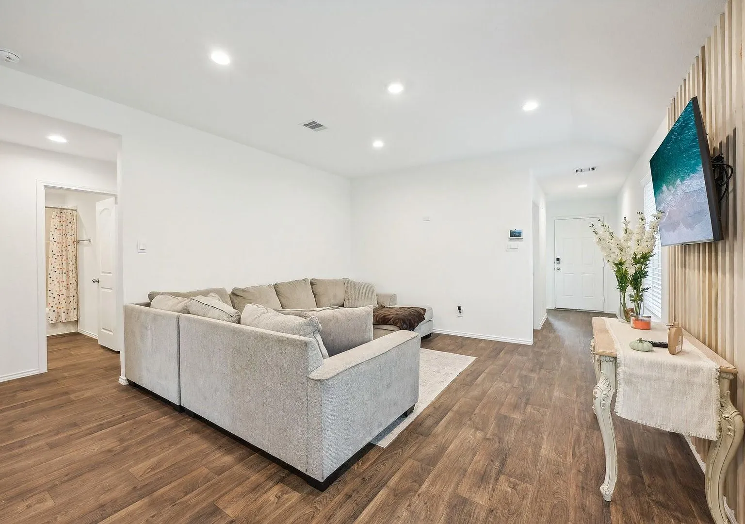 22530 Aspen Tarn Trail Ask about our No Cash Security Deposit Option — Photo 4