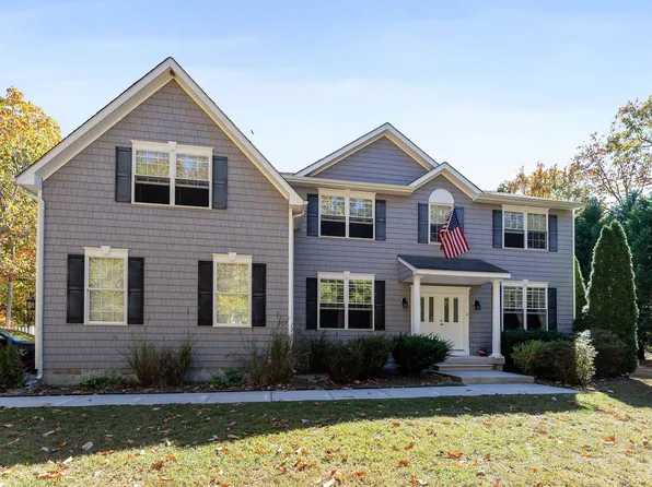 4 Mockingbird Ln, Woodbine, NJ 08270