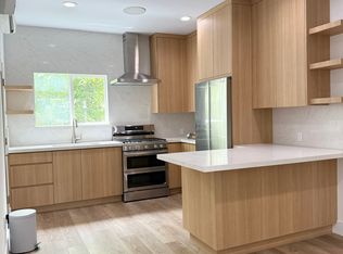 14030 1/2 Bessemer St, Van Nuys, CA 91401