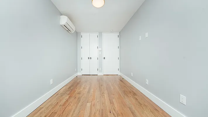 Rented by Nooklyn NYC LLC | media 9