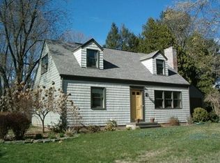 35 Woodbridge Ter, South Hadley, MA 01075