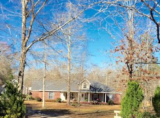 528 N Oak Dr, Satsuma, AL 36572