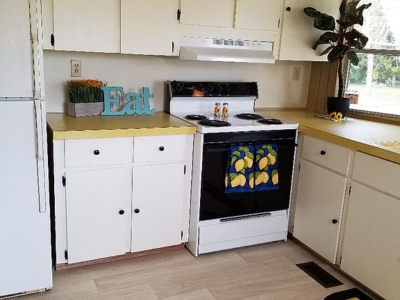 5th image of 140 Highland Dr