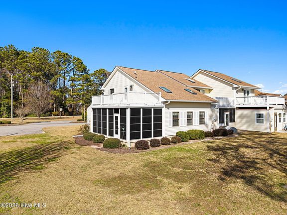 3rd image of 505 Country Club Villa Drive # 5