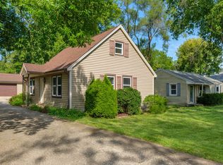 3916 Liberty Blvd, Westmont, IL