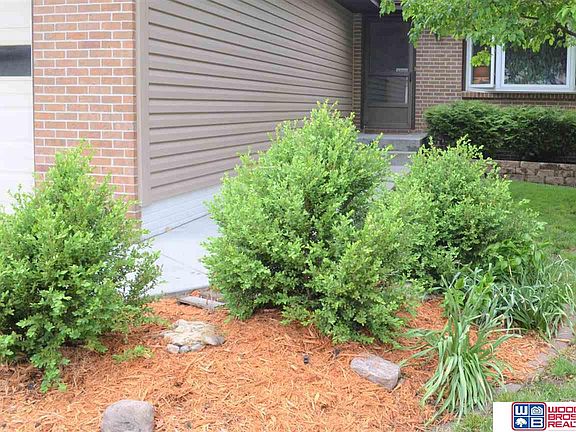 3rd image of 7330 Greenwood Ct