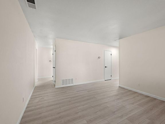 5th image of 2230 Kimwood Ln