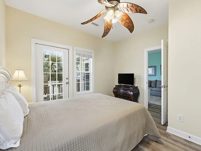 215 Summerwinds Pl — Photo 12