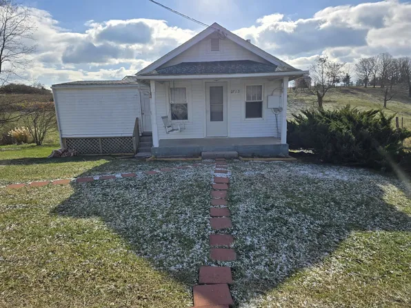 2715 Childress Rd, Christiansburg, VA 24073