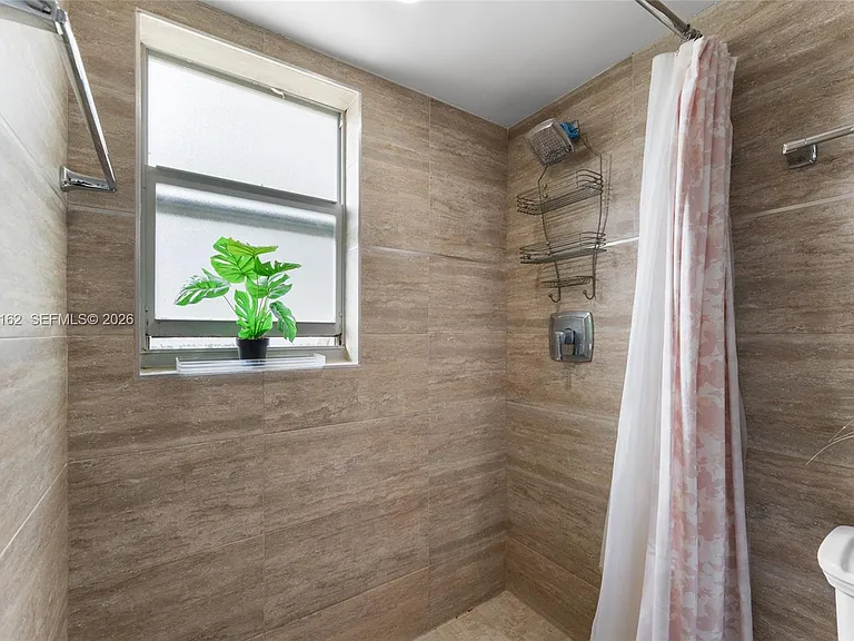 8550 N Sherman Cir #108 — Photo 16