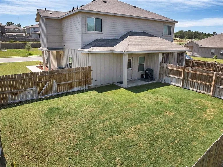 1202 Garland Rd — Photo 25