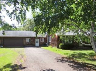 7360 Bear Ridge Rd, North Tonawanda, NY 14120