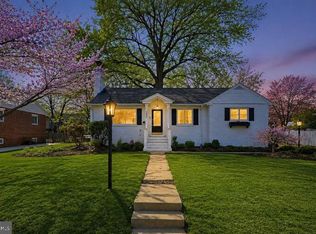 6020 Amherst Ave, Springfield, VA 22150