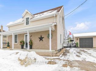 113 Bank St N, Renfrew, ON K7V 2E3