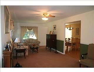 3rd image of 7 Englewood Ave