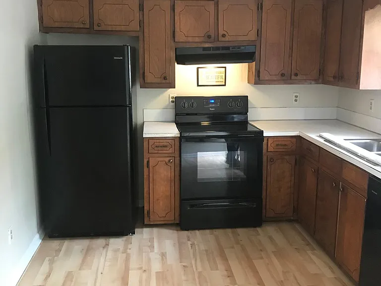 204 Lindbeth Dr #A — Photo 1