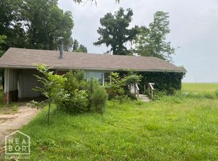 1805 County Rd, Bay, AR 72411