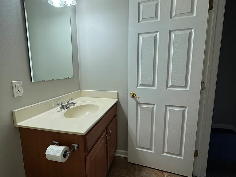 3400 E River Rd #2 — Photo 9