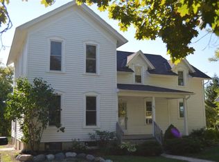 417 N Ann Arbor St, Saline, MI 48176